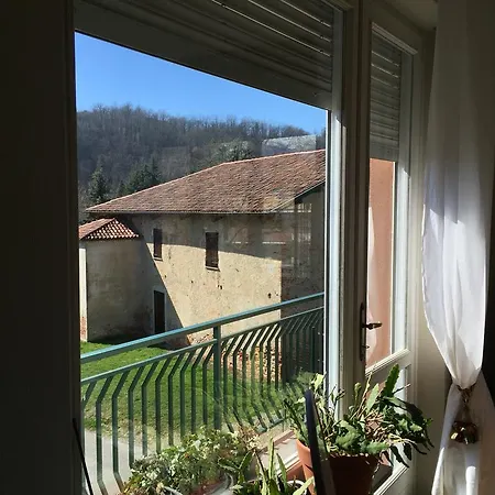 Il Vecchio Teatro Panzió Biella